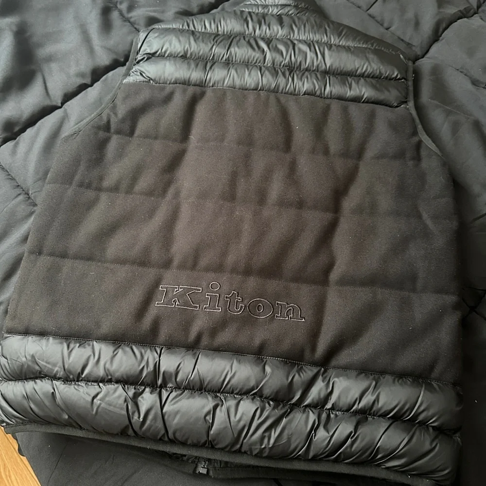 Kiton Vintage Black Puffer Vest with Red Accent - Picture 2 of 4
